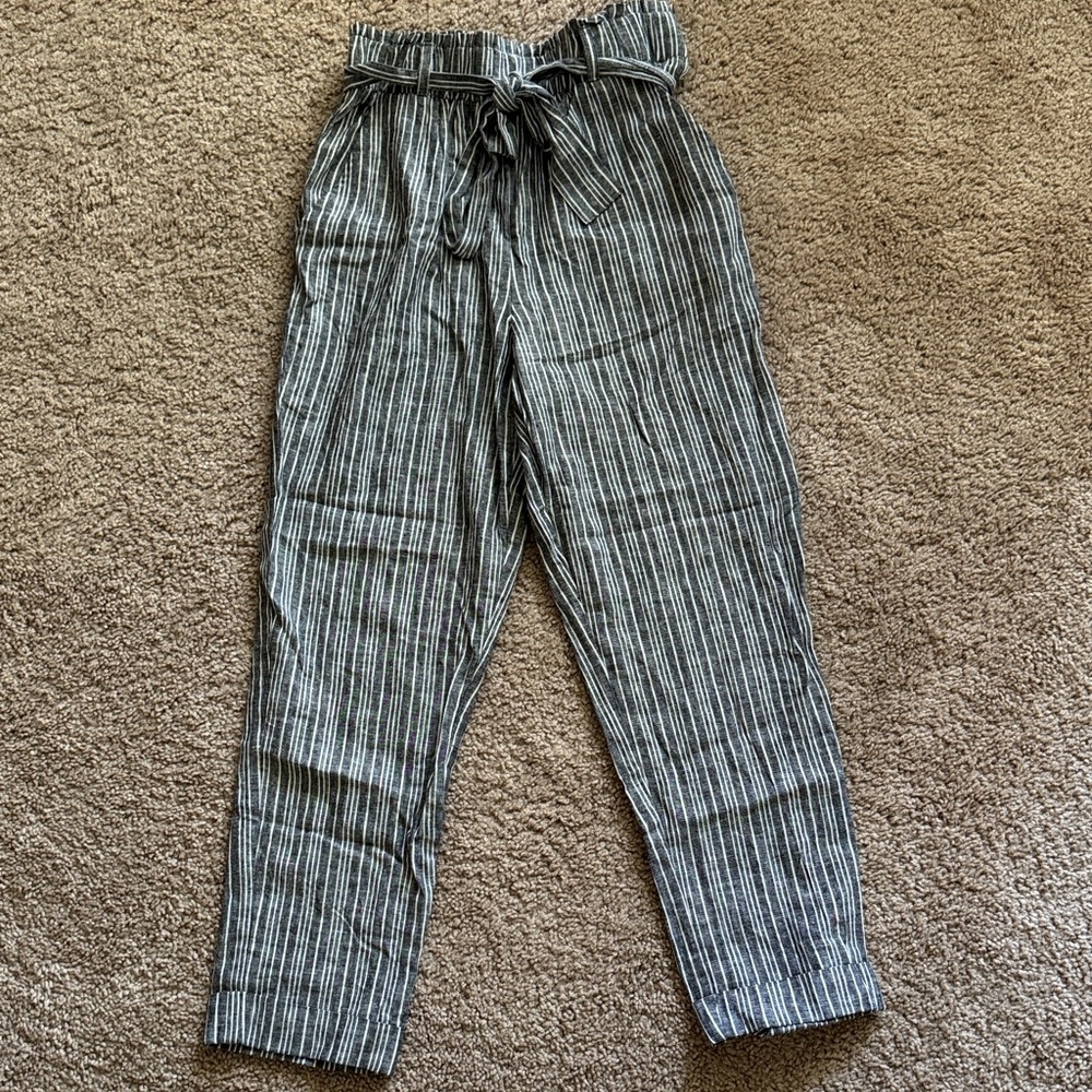 Sky and Sparrow Black and White Striped Cropped Pants